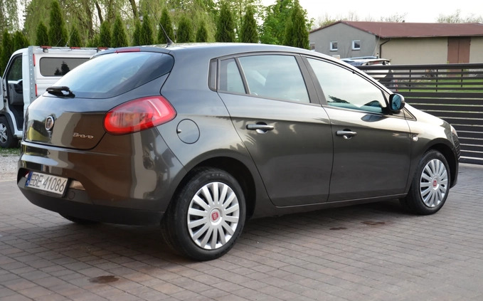 Fiat Bravo cena 16999 przebieg: 178031, rok produkcji 2007 z Bełchatów małe 254